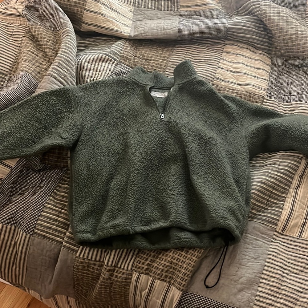Everlane Quarter-Zip Fleece